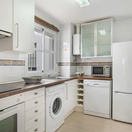 Apartment Refugio Atalaya Piscina Y Parking *
